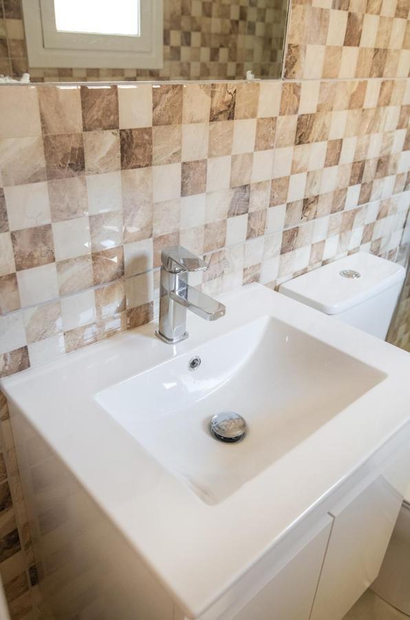 Marisa Napa Suites Ayía Nápa Extérieur photo